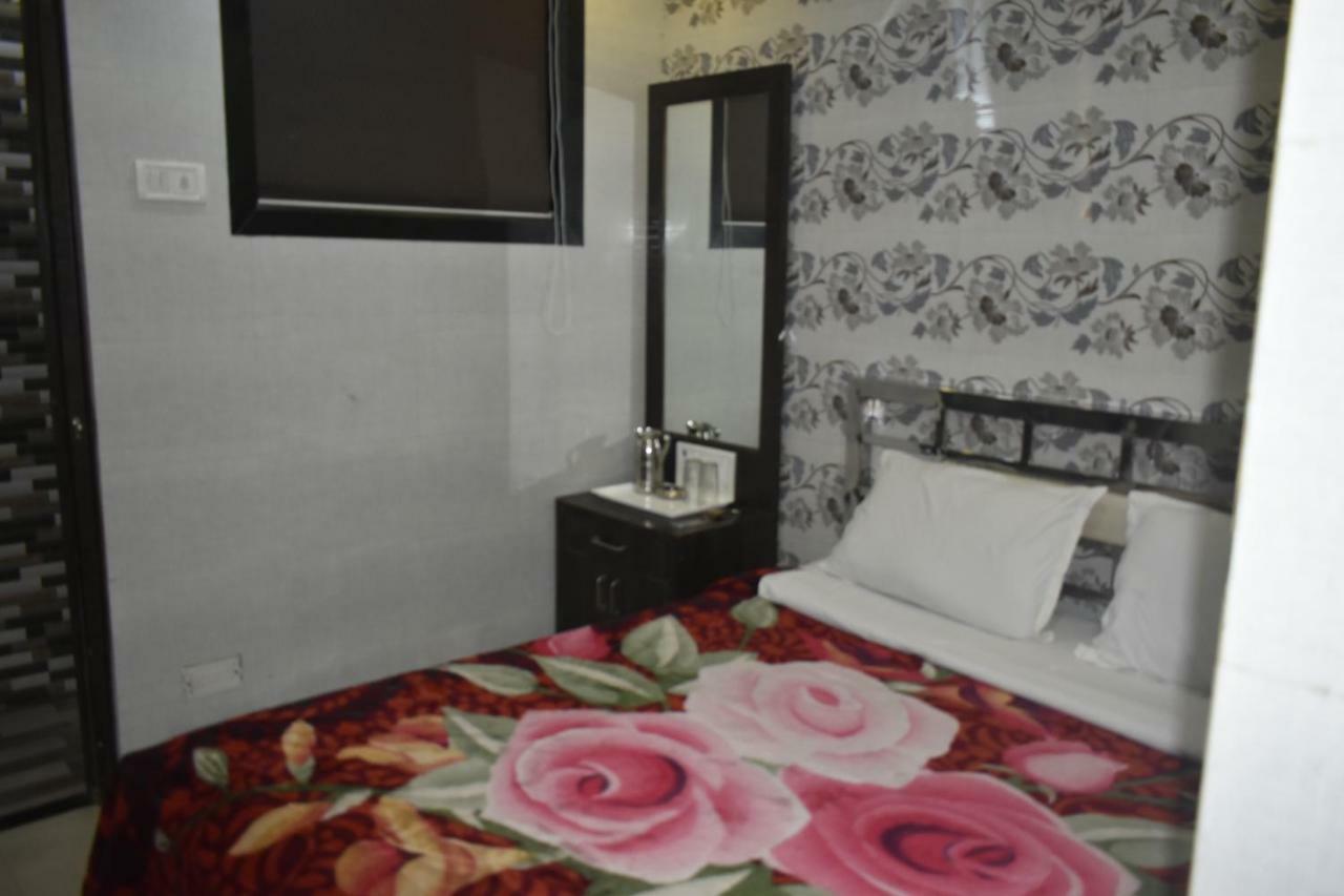 Hotel National - Mumbai, Mumbai